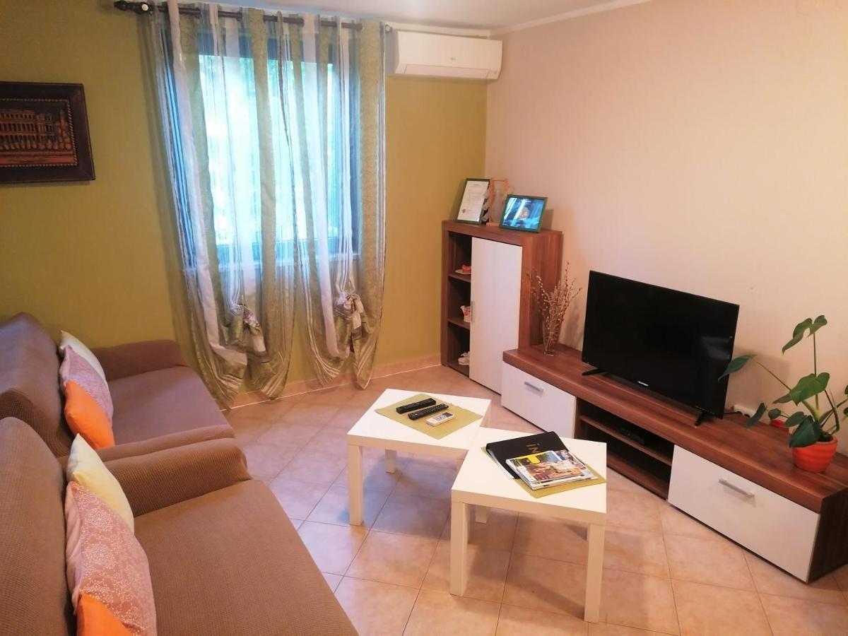 Apartment Oliva Pula Exteriér fotografie