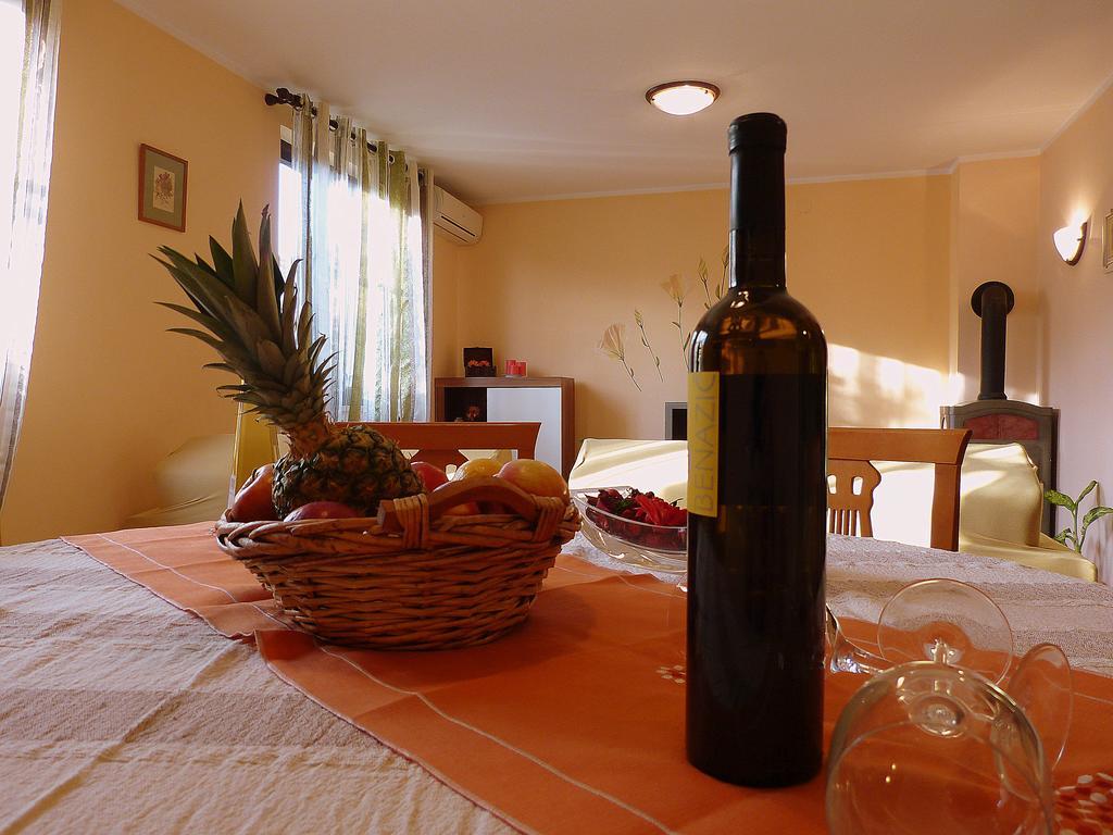 Apartment Oliva Pula Exteriér fotografie